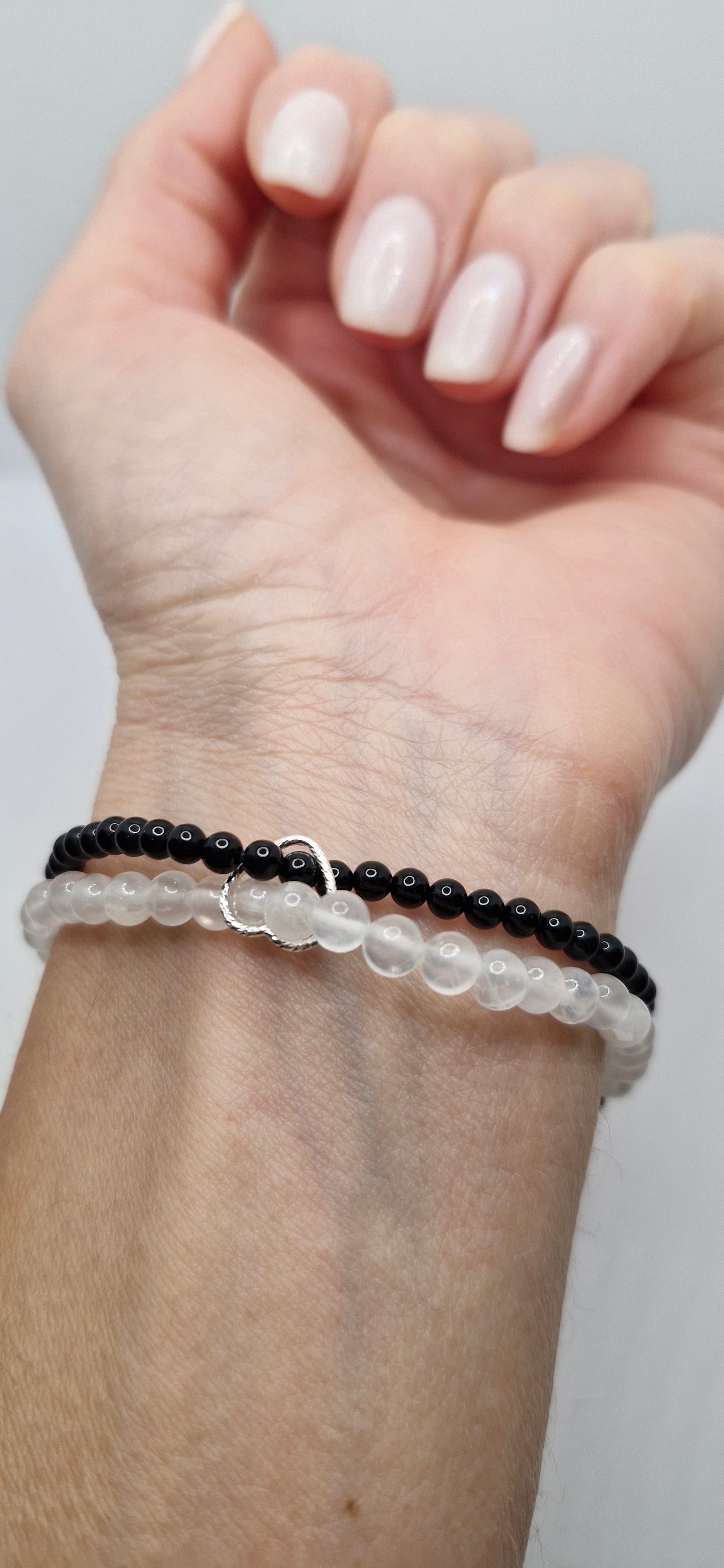 Yin & Yang Bracelet – Balance, Harmony & Love | Natural Snow Quartz & Black Onyx with Sterling Silver Heart
