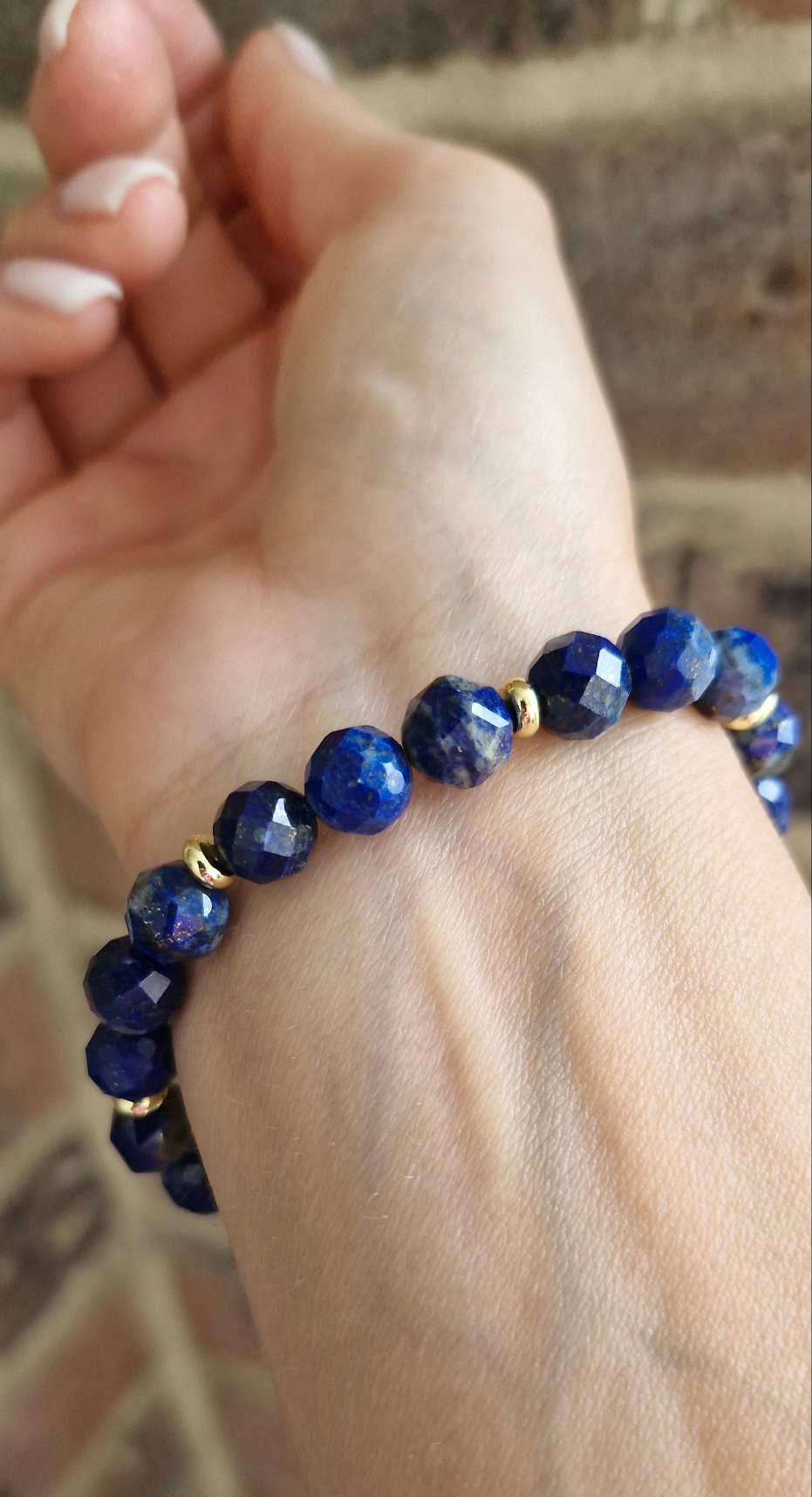 Handmade Lapis Lazuli and gold plated bead stretch bracelet – healing chakra gemstone jewellery